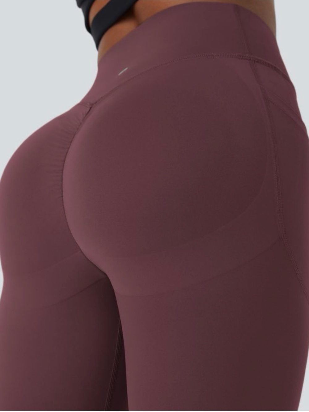 HALARA High-Rise Seamless Leggings in Plum - Picture 4 of 6